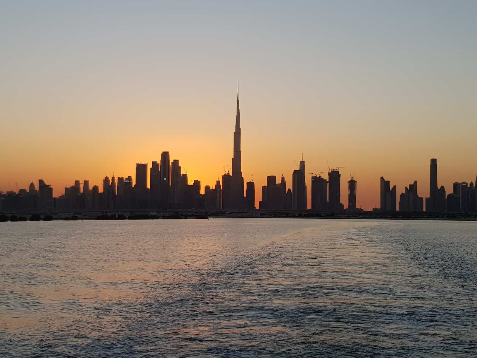 What to Know Before Investing in Dubai
